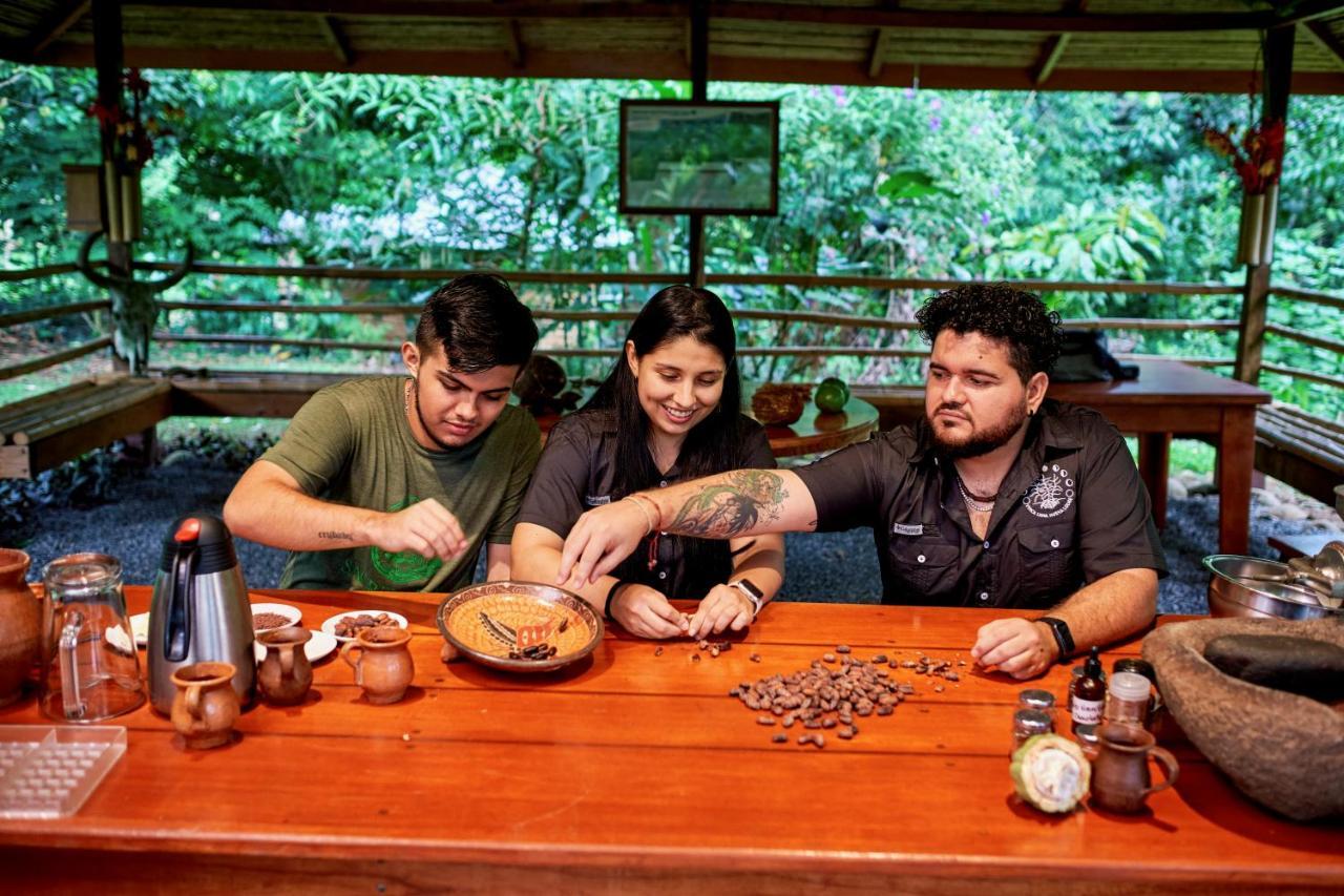 Finca Luna Nueva Lodge La Fortuna ภายนอก รูปภาพ