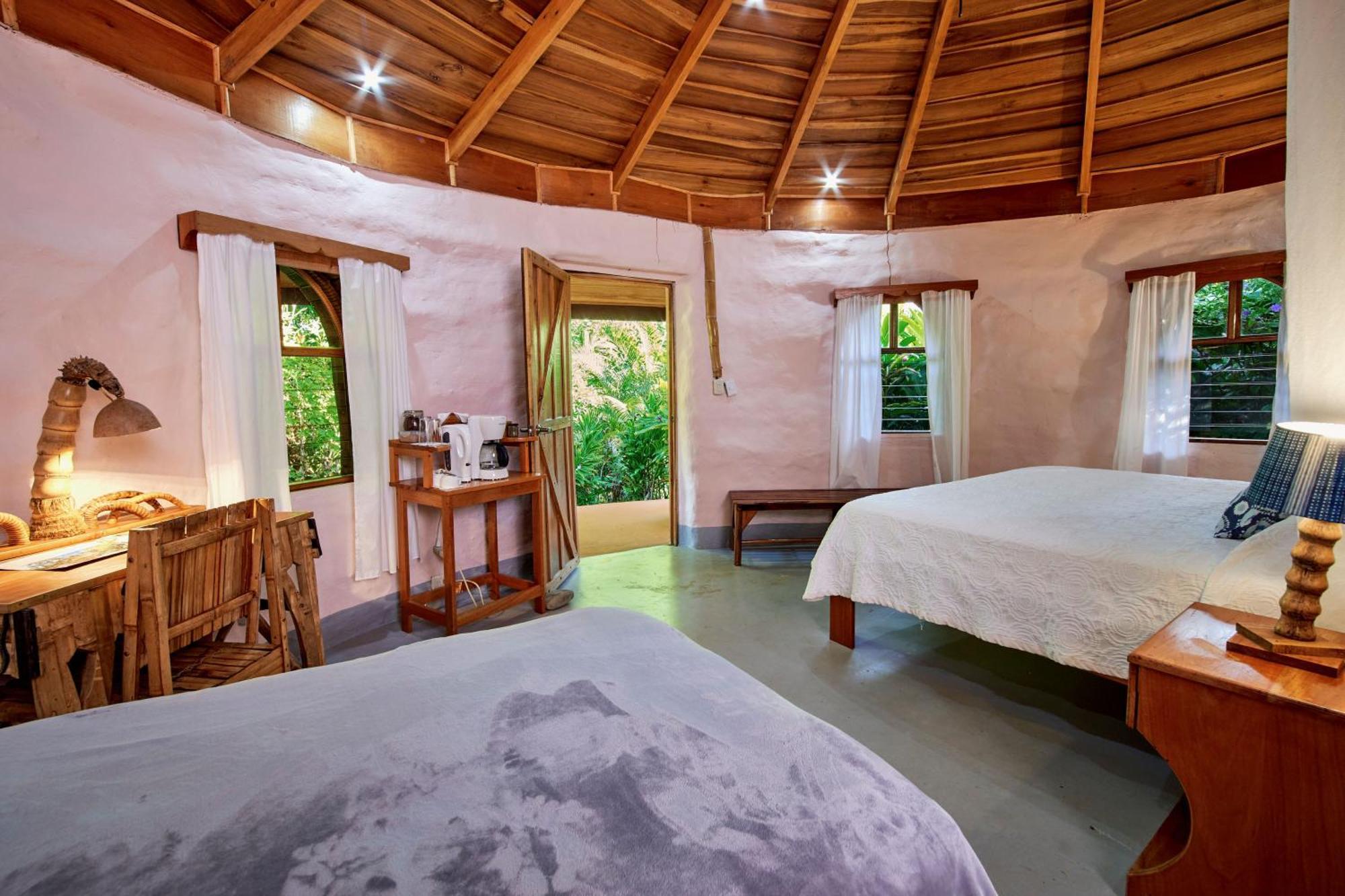 Finca Luna Nueva Lodge La Fortuna ภายนอก รูปภาพ
