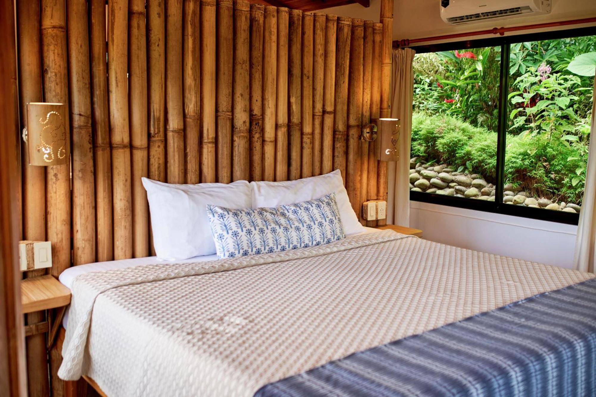 Finca Luna Nueva Lodge La Fortuna ภายนอก รูปภาพ