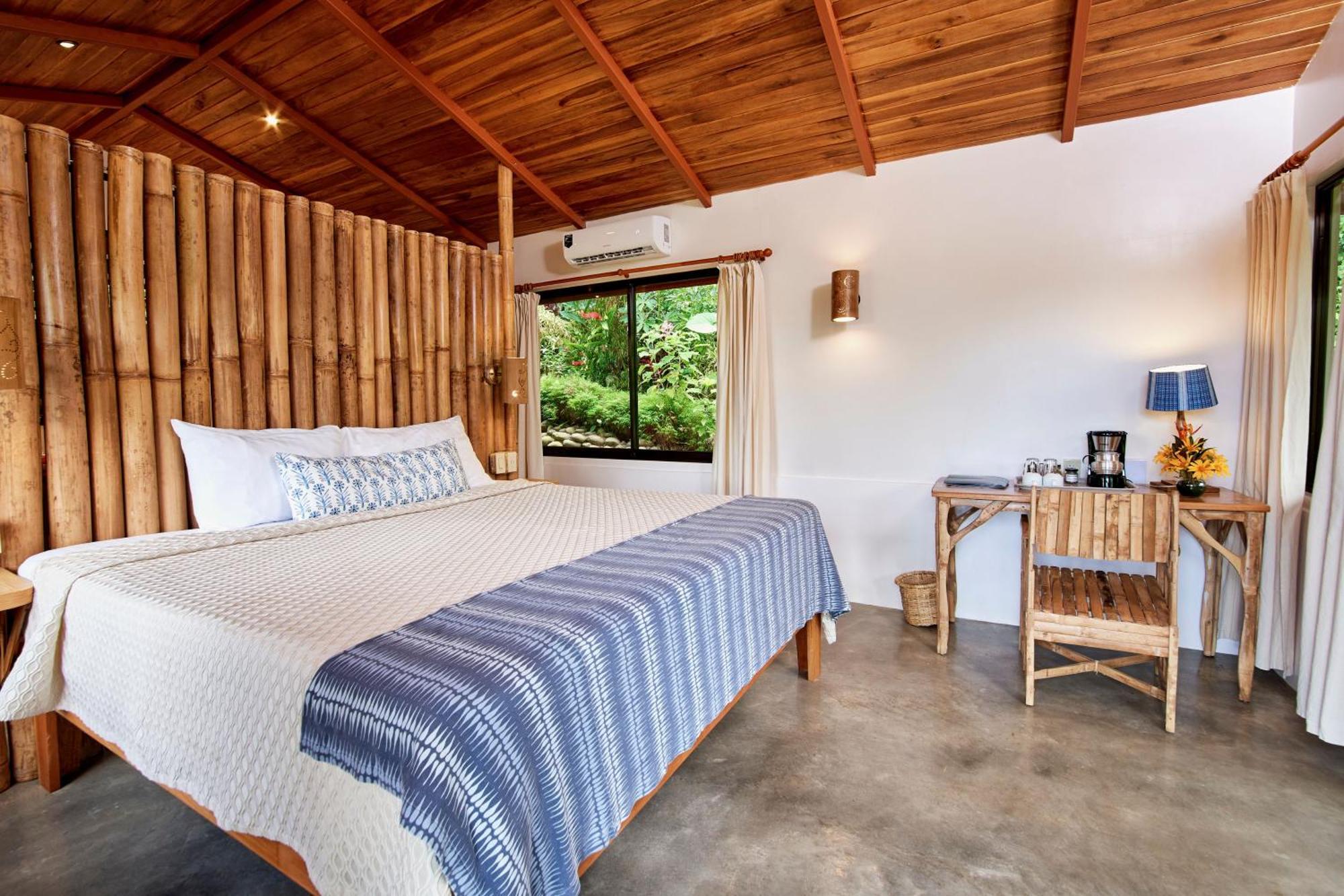 Finca Luna Nueva Lodge La Fortuna ภายนอก รูปภาพ