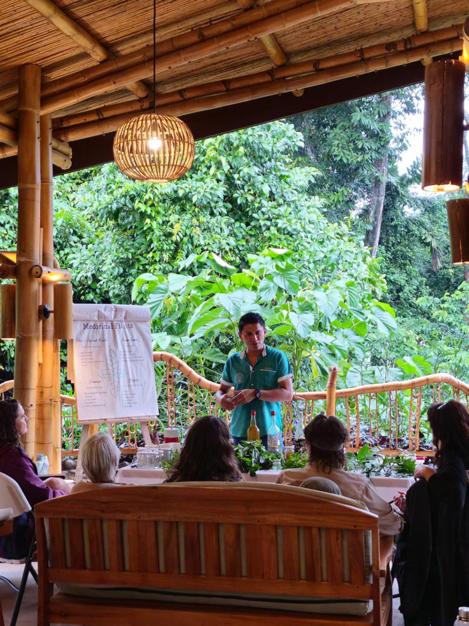 Finca Luna Nueva Lodge La Fortuna ภายนอก รูปภาพ